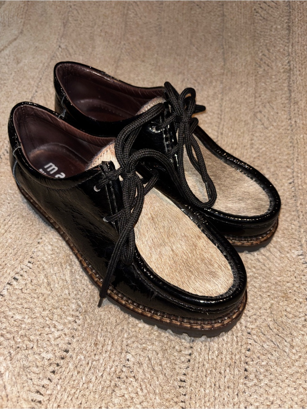 Maze Black Patent Leather Lug Sole Lace Up Shoes Fur Inset Italy Size 37 (7)
